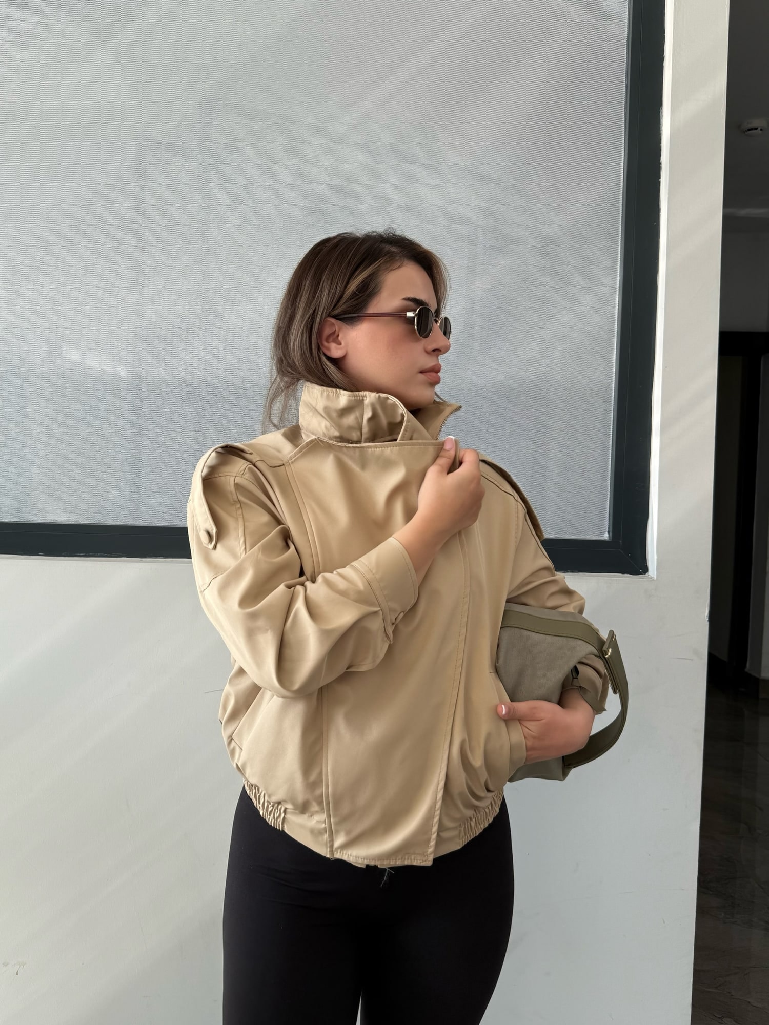 Dik Yaka Oversize Bomber Trençkot – 2. görsel